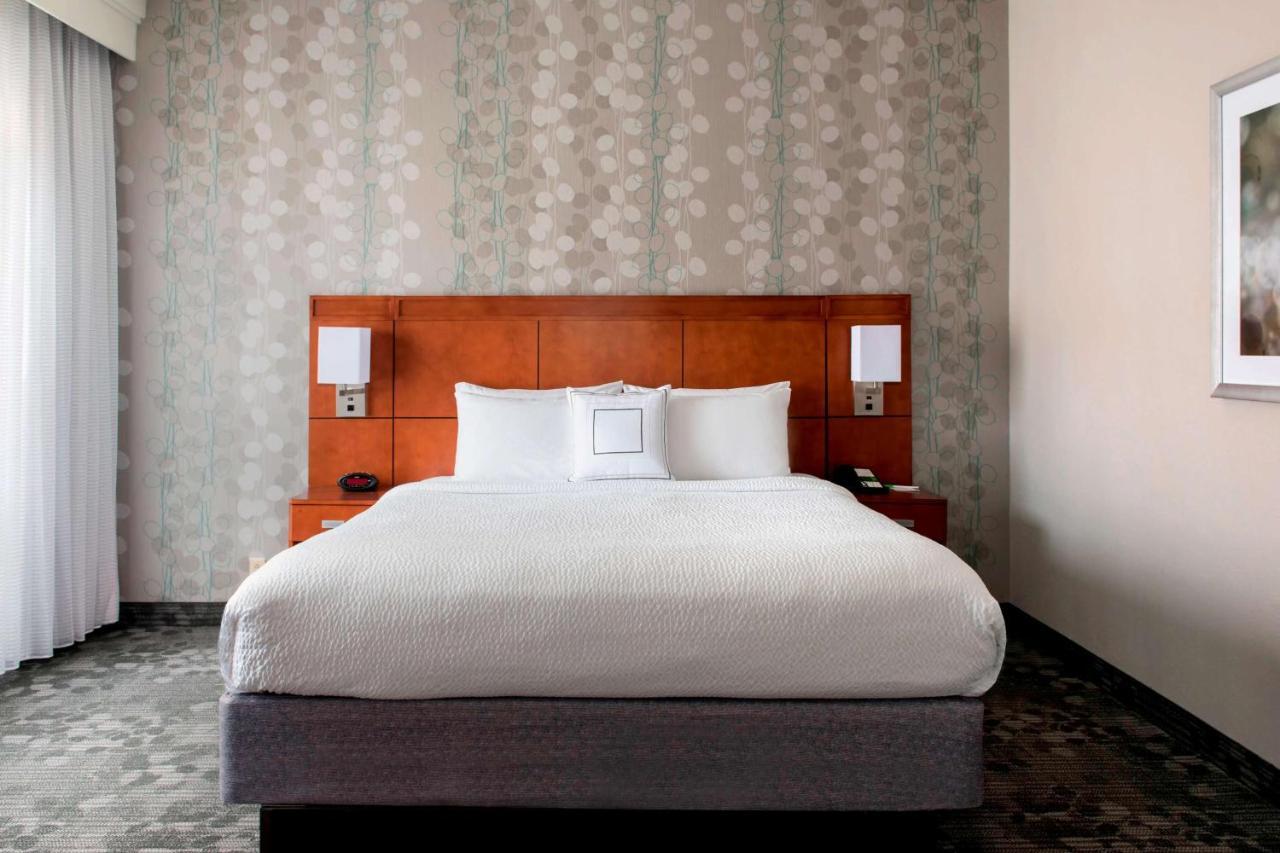 Sonesta Select Newport Middletown Hotel Екстериор снимка
