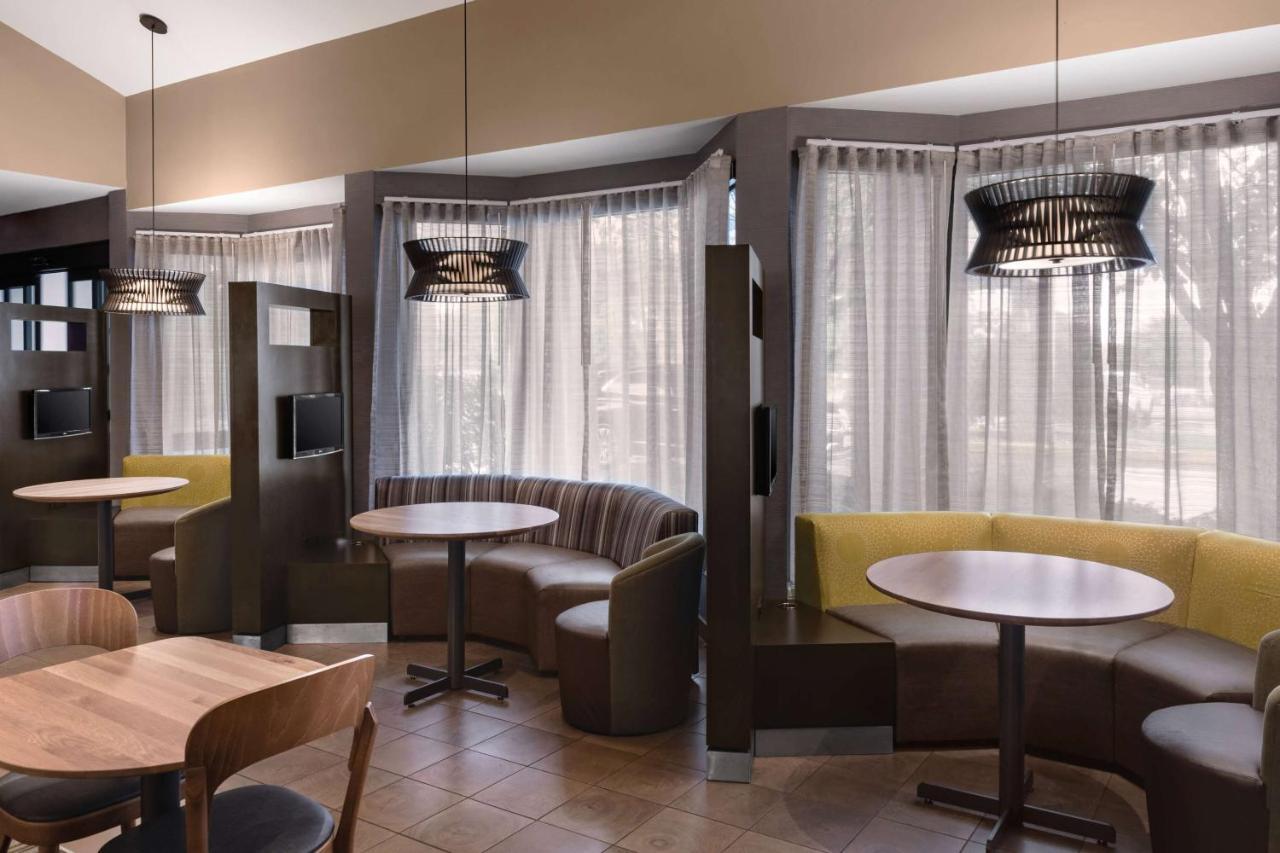 Sonesta Select Newport Middletown Hotel Екстериор снимка