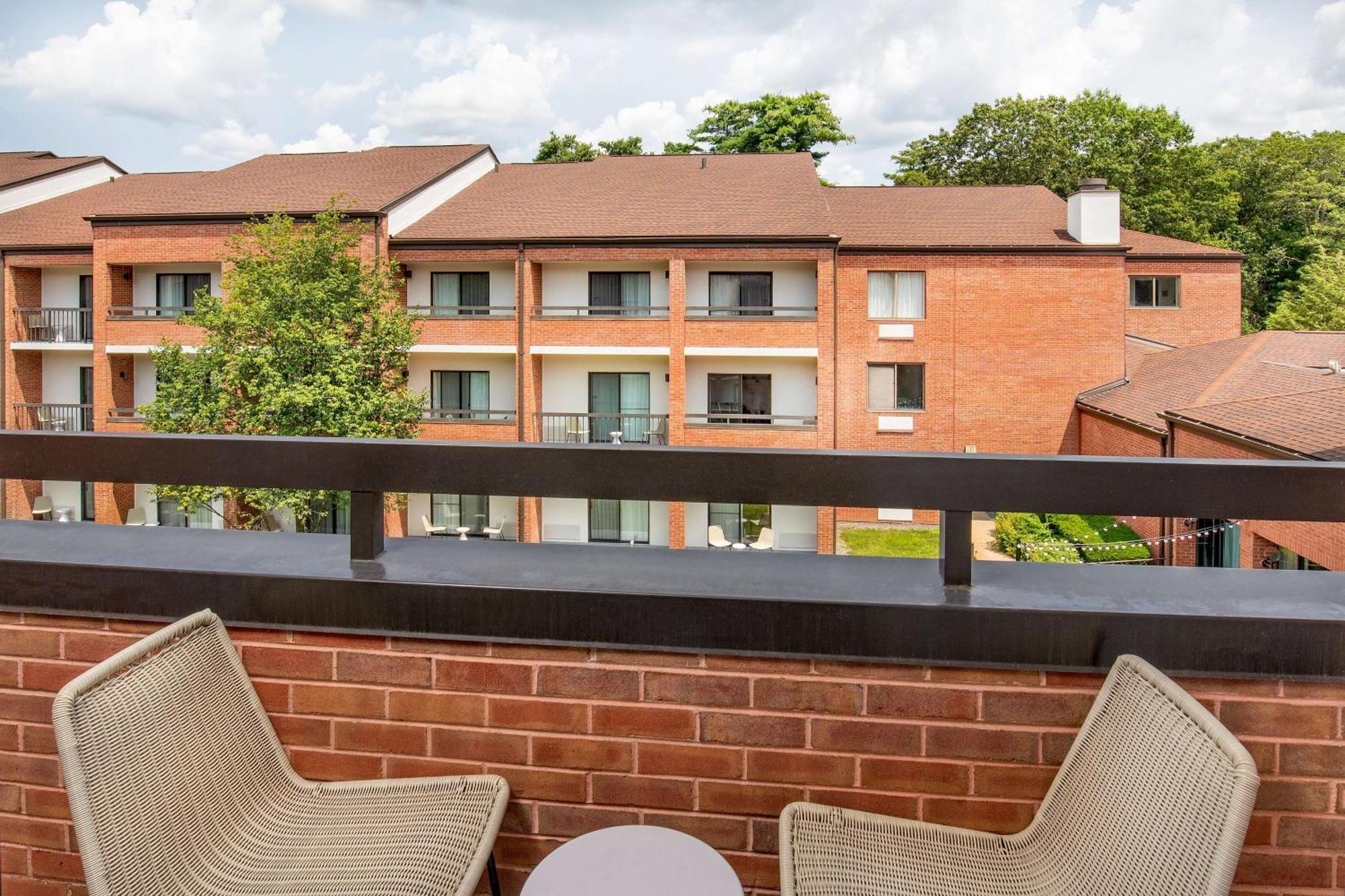 Sonesta Select Newport Middletown Hotel Екстериор снимка